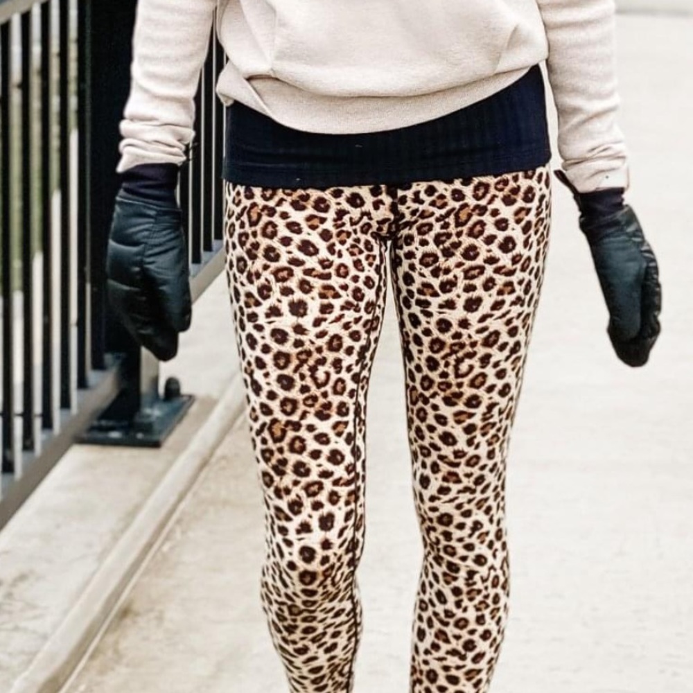 Balance 🔆NEW🔆 leopard leggings